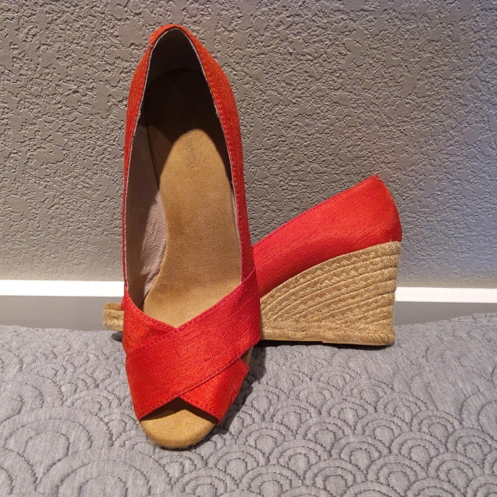Red satin wedge heels rope detail women's 6.5